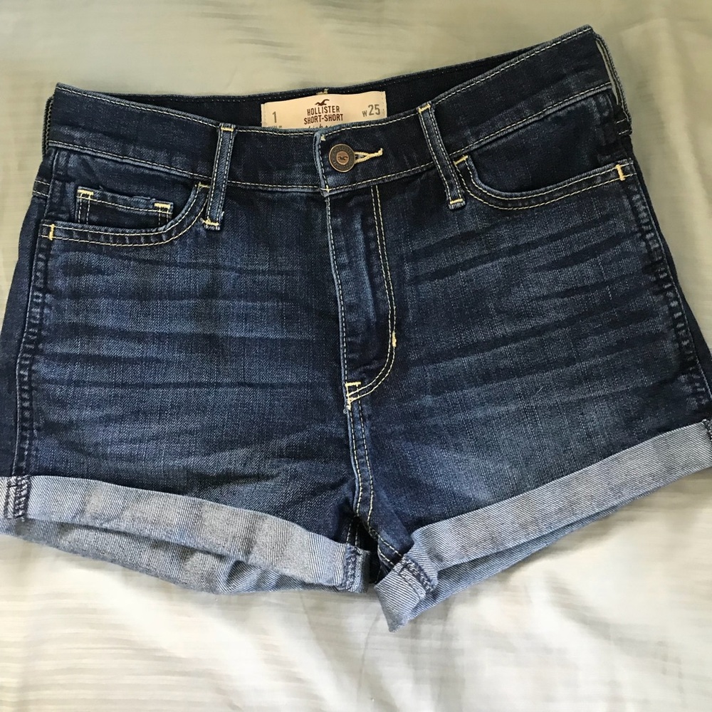 Hollister high rise shorts